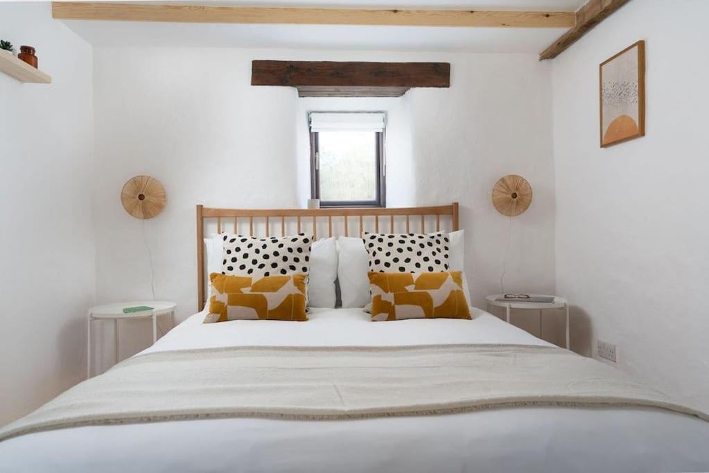 Porthcurno Barns, The Cart Lodge - Cosy Cottage, Walk To Porthcurno Beach, Pedn Vouder & Minack Theatre بينزانس المظهر الخارجي الصورة