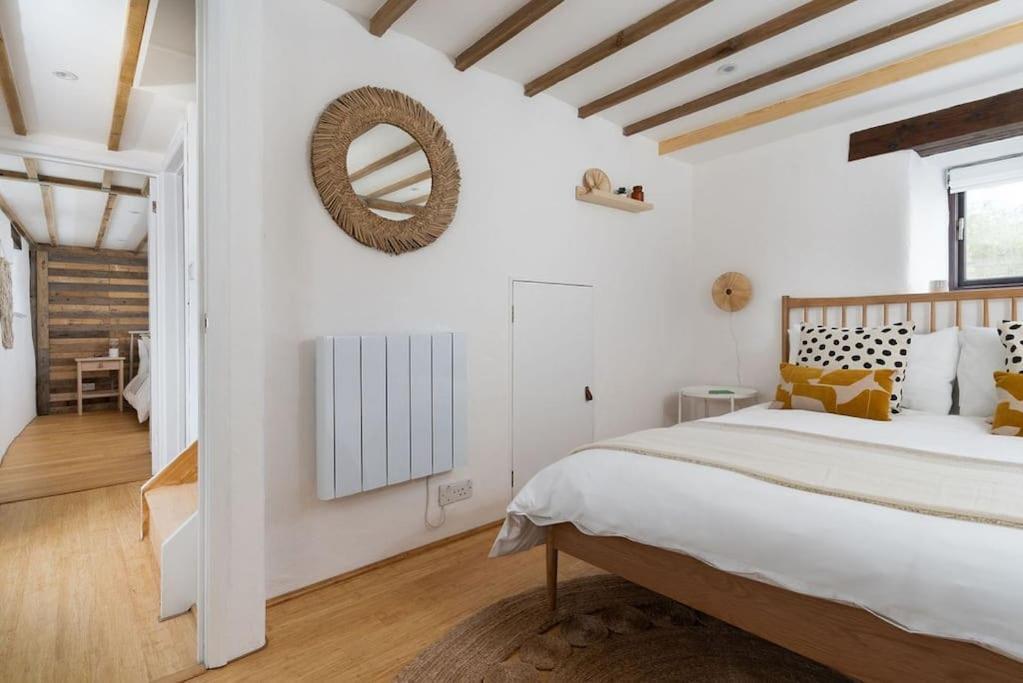 Porthcurno Barns, The Cart Lodge - Cosy Cottage, Walk To Porthcurno Beach, Pedn Vouder & Minack Theatre بينزانس المظهر الخارجي الصورة