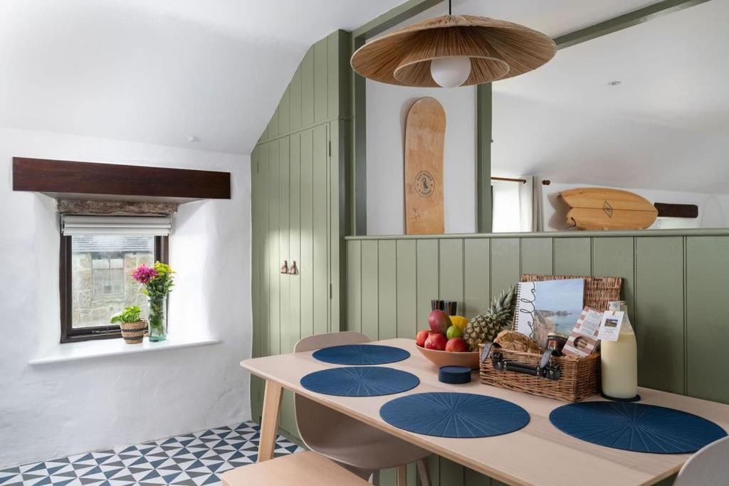 Porthcurno Barns, The Cart Lodge - Cosy Cottage, Walk To Porthcurno Beach, Pedn Vouder & Minack Theatre بينزانس المظهر الخارجي الصورة
