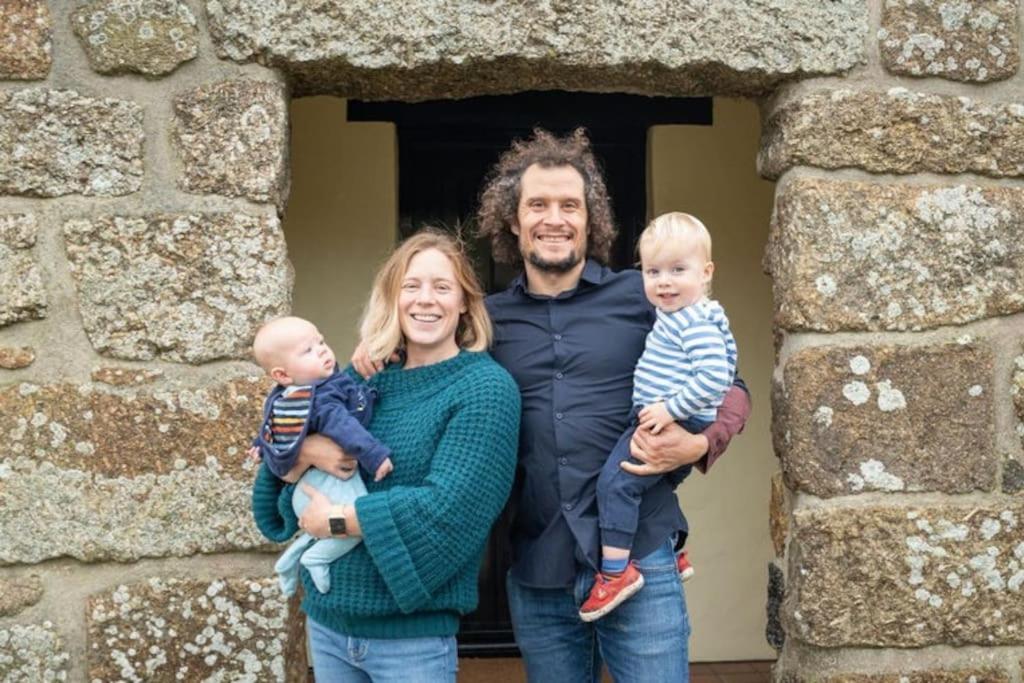 Porthcurno Barns, The Cart Lodge - Cosy Cottage, Walk To Porthcurno Beach, Pedn Vouder & Minack Theatre بينزانس المظهر الخارجي الصورة